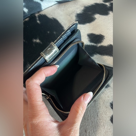 Christian Dior Mirror Wallet - Picture 5 of 10